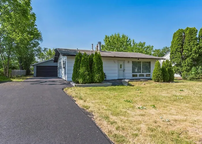 Charming Contemporary Family Glenview